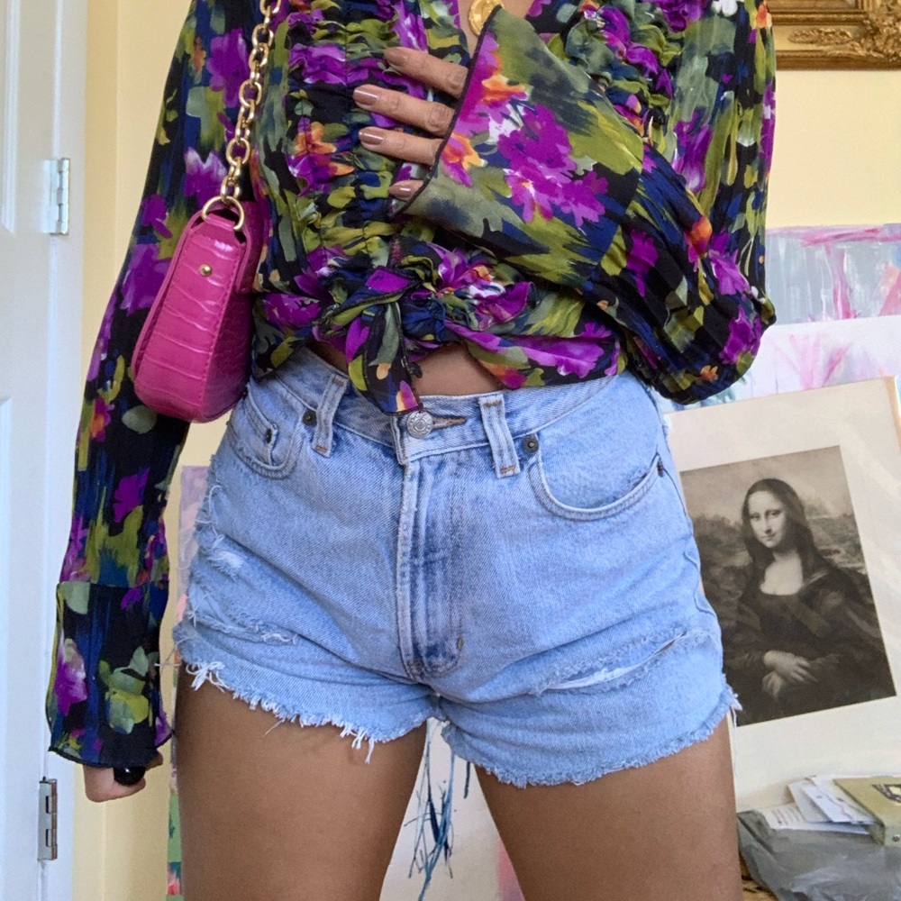 Cute floral vintage top